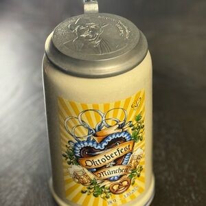 Oktoberfest München Beer Stein